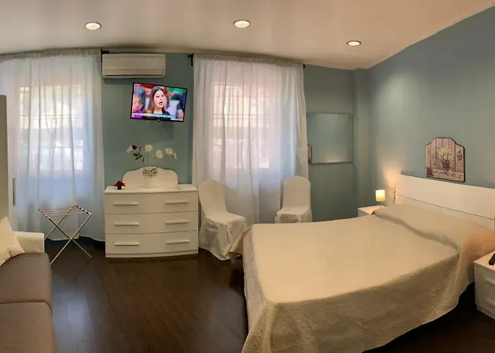 Piazza Istria Bed & Breakfast 3*